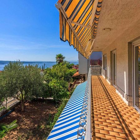 Four-Bedroom Apartment In Crikvenica II Exterior photo