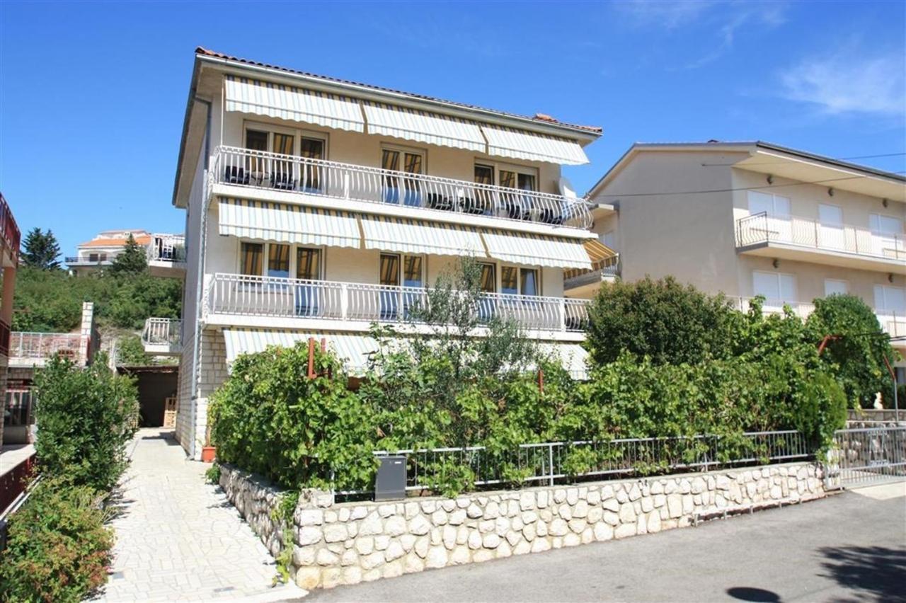 Four-Bedroom Apartment In Crikvenica II Exterior photo
