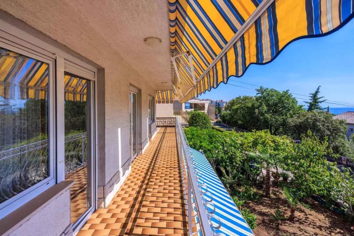 Four-Bedroom Apartment In Crikvenica II Exterior photo