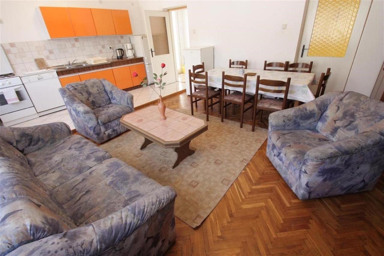 Four-Bedroom Apartment In Crikvenica II Exterior photo